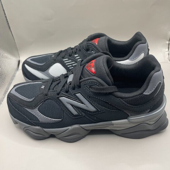 NEW BALANCE 9060 7
